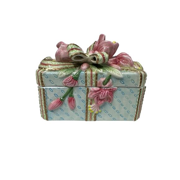 Fitz and Floyd Essentials Decorative Trinket Box Porcelain Blue w Flowers Ribbon - Picture 3 of 8